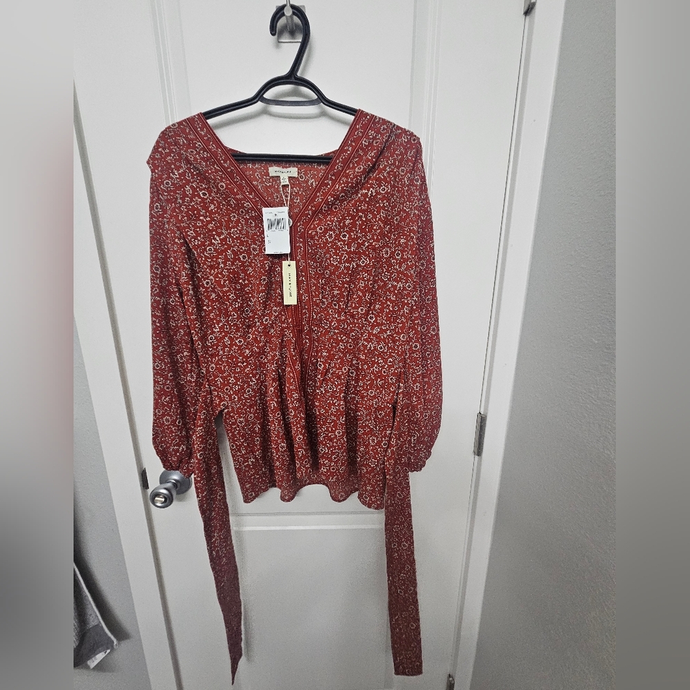 NWT Max Studio red tie-front peplum blouse.  Large